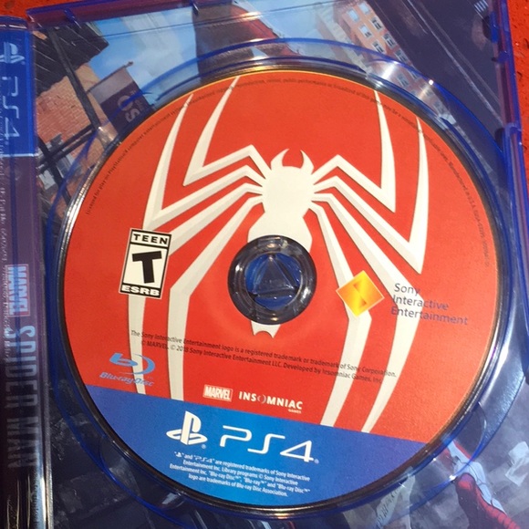 Spider-Man PS4 Game used only a few times - Picture 3 of 3